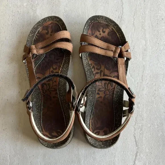 Teva Ventura Comfortable Brown Leather Sandals for Summer Size 8.5 - Picture 2 of 7